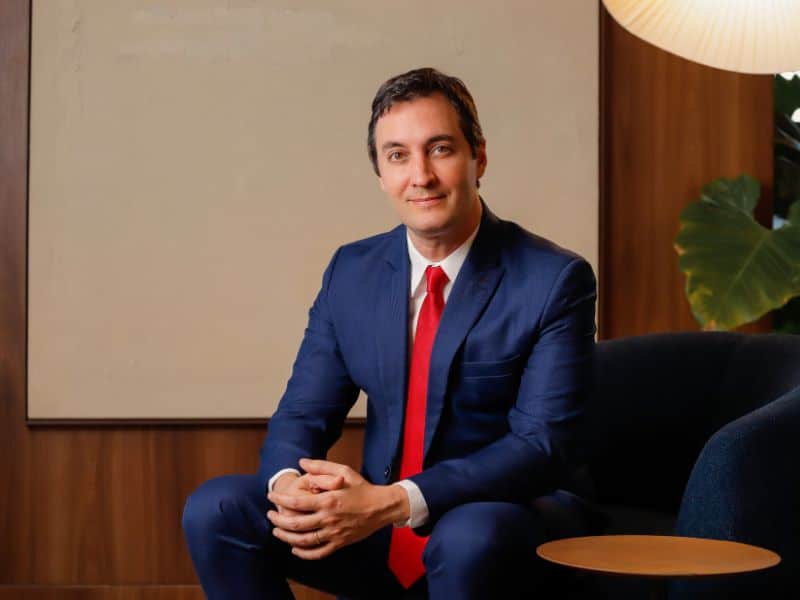 melhor cirurgião plástico de rinoplastia do Brasil​ onde encontrar