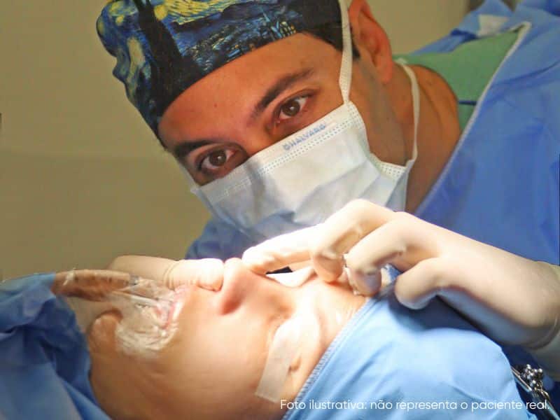 melhor cirurgião plástico de rinoplastia do Brasil​ quais os critérios