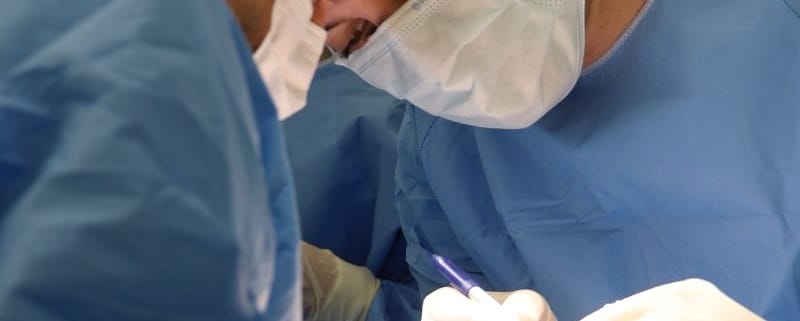 quais os riscos da rinoplastia