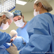 antes e depois rinoplastia secundaria