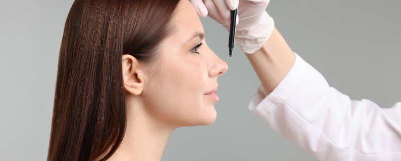 com quantos anos pode fazer rinoplastia feminina